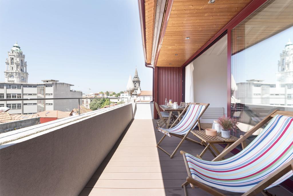 Lovelystay - Top Floor Balcony Apartment Porto Exterior photo